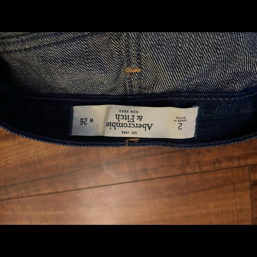 Abercrombie short shorts